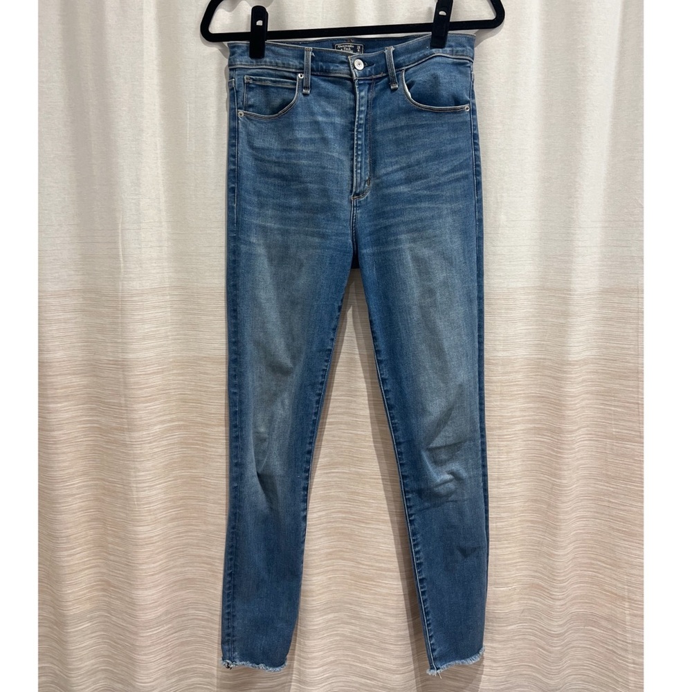 Abercrombie & Fitch Ultra High Rise Super Skinny Jeans